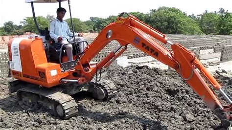 tata hitachi mini digger